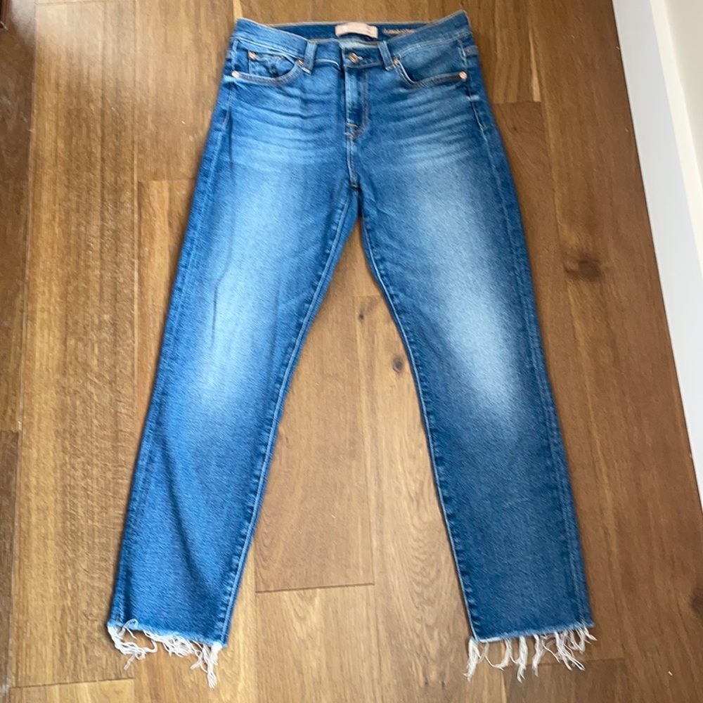 Cut off style skinny jeans